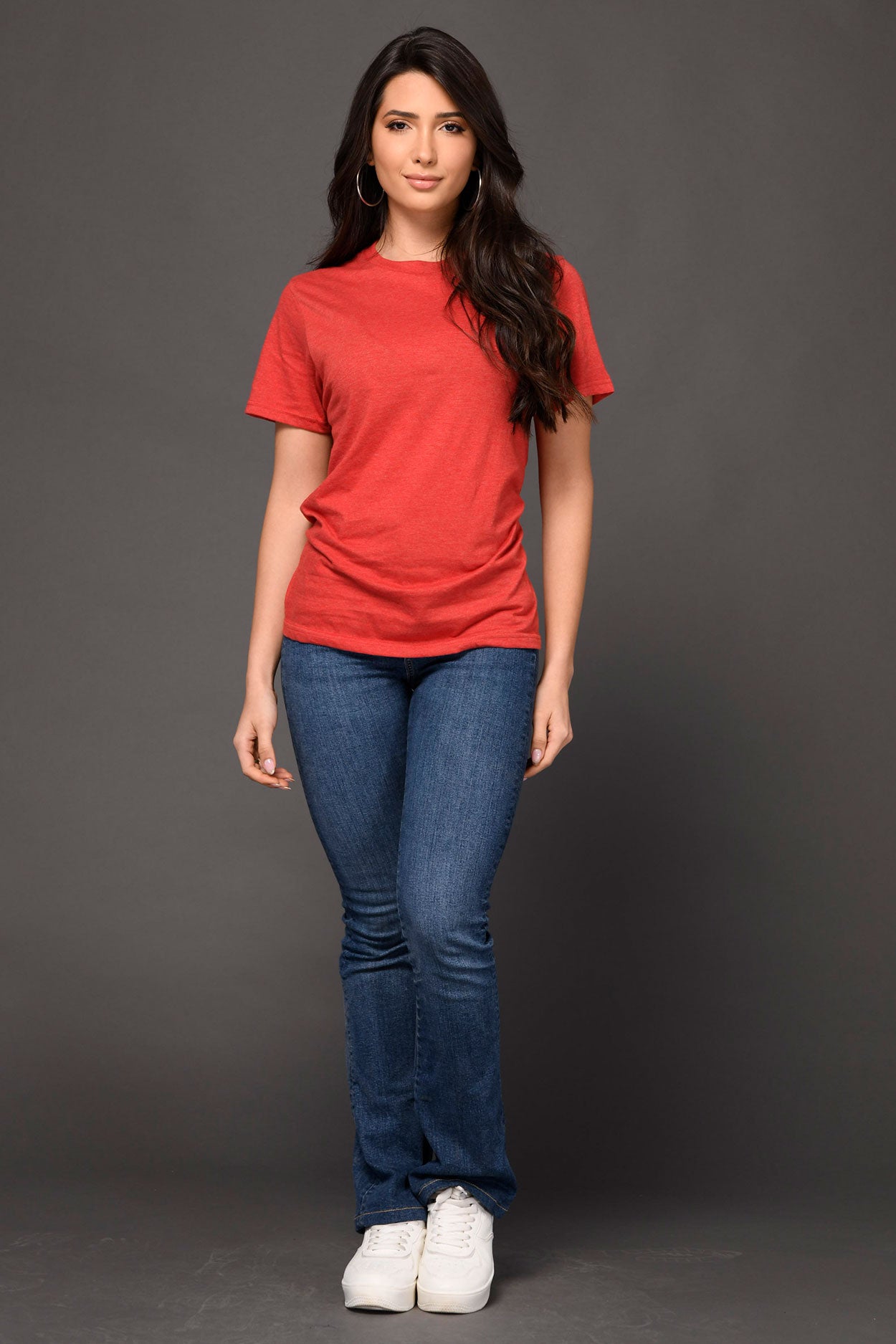 900 – ADULT UNISEX LIGHT WEIGHT DELUXE TEE