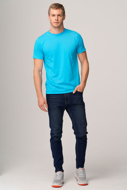 200 – ADULT UNISEX LIGHT WEIGHT FASHION TEE